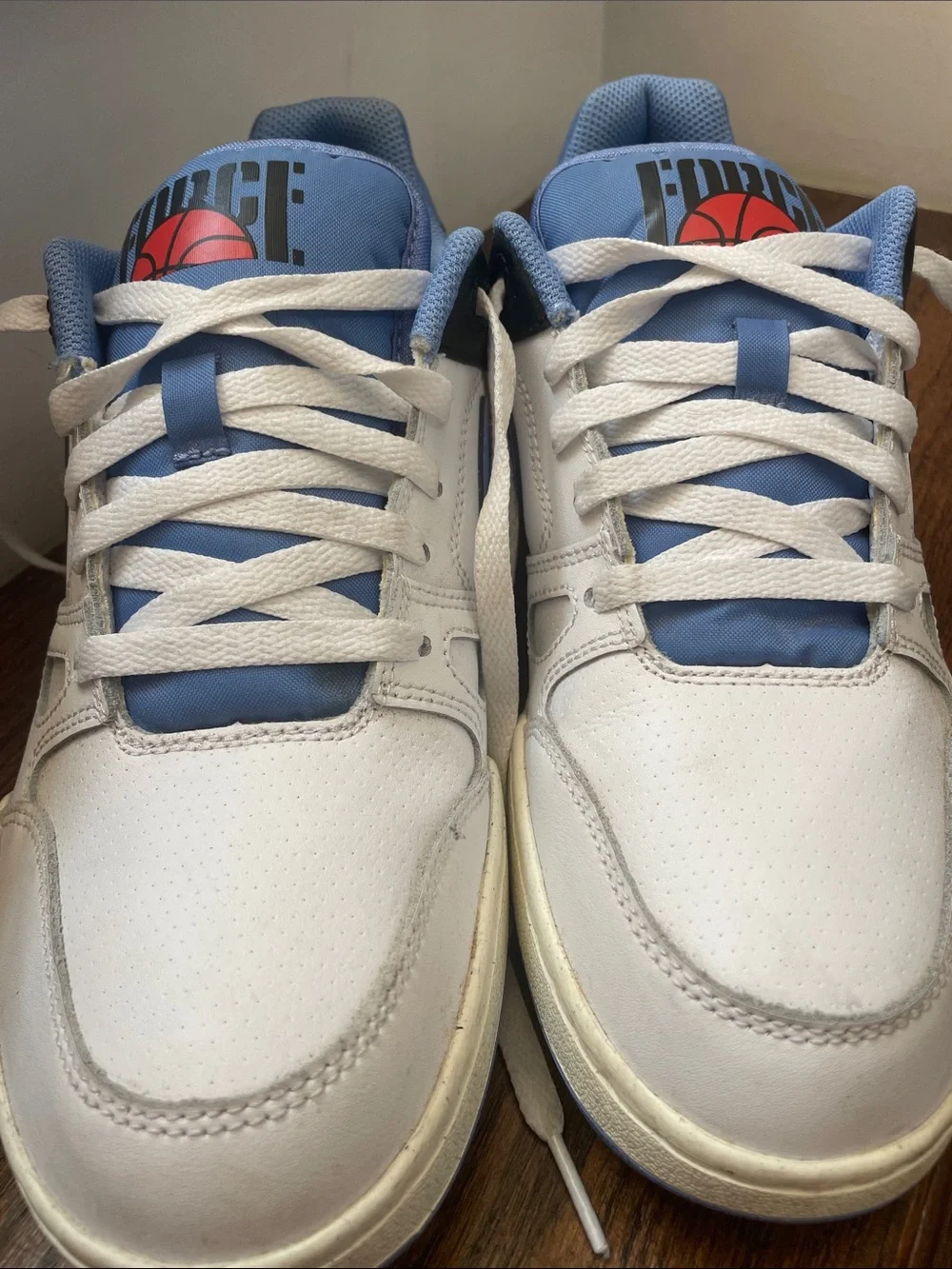 Nike White and Light Blue Low-Top Sneakers with Red Logo